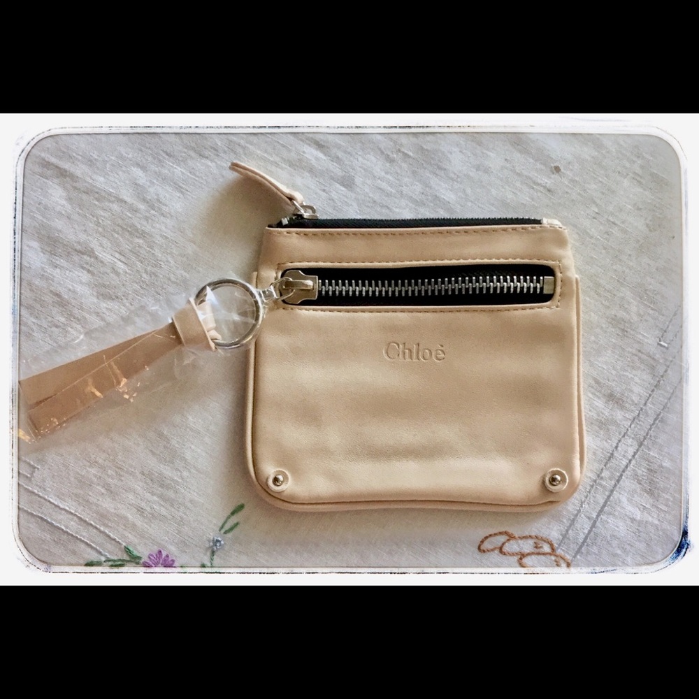 Chloe’ Cream Coin Pouch. - Picture 2 of 3